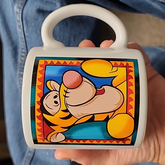 Disney Tigger Mug - Picture 4 of 8